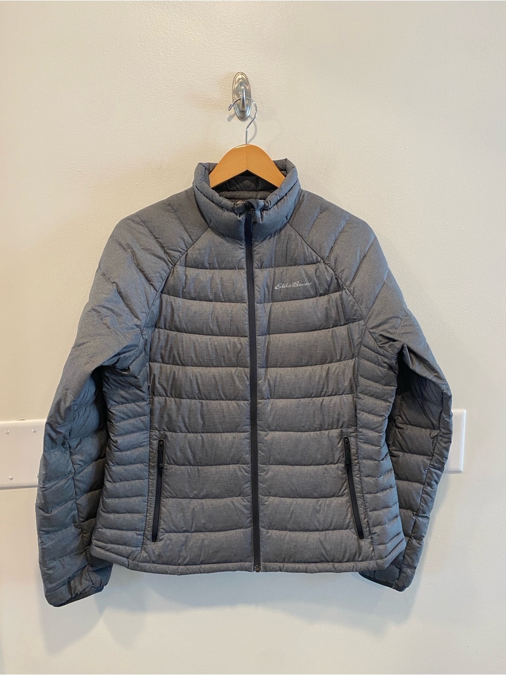 Eddie Bauer womens down jacket size large storm down 800 outdoors packable